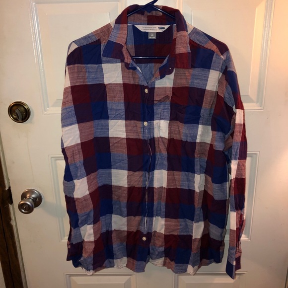 Old navy light weight collared shirt - Picture 1 of 2